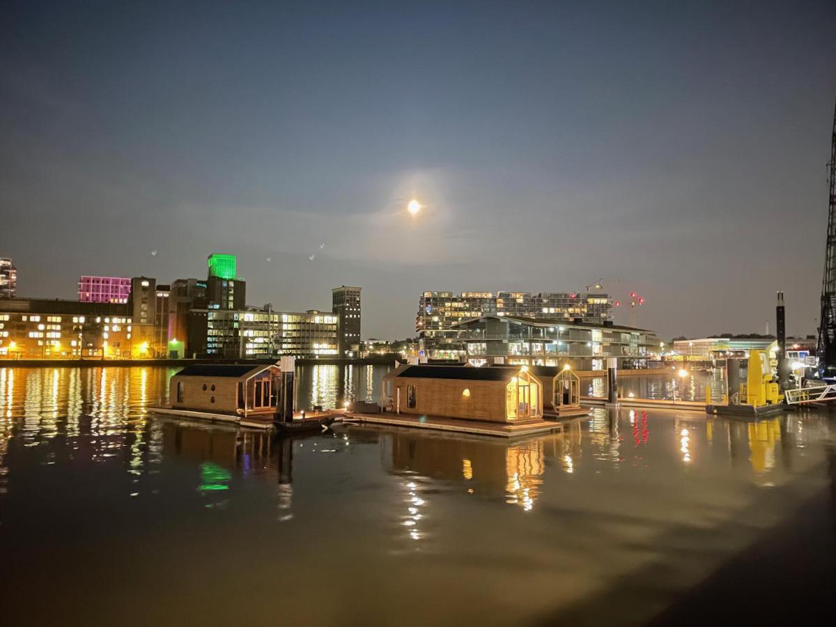 فيلا Wikkelboat Nr1 At Floating Rotterdam Rijnhaven المظهر الخارجي الصورة